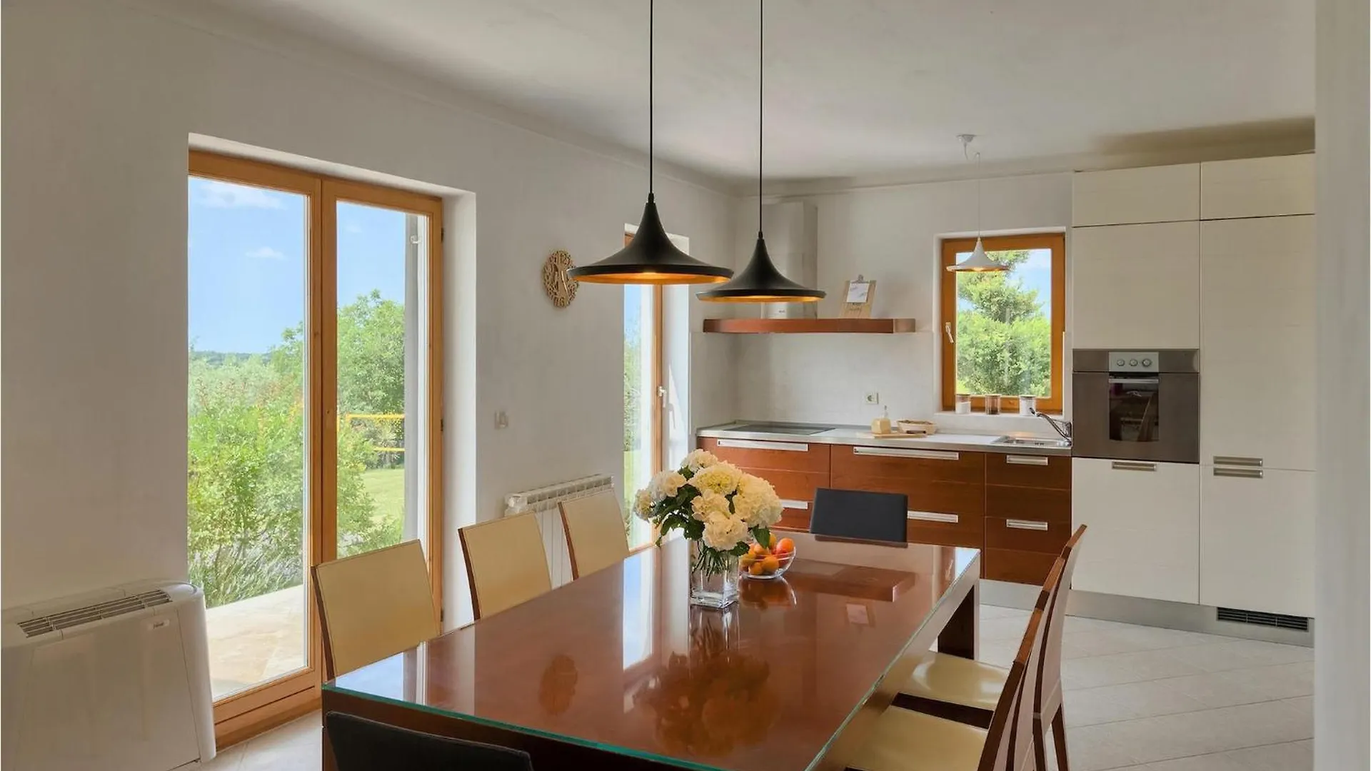 Trviz Villa Naturavita בית נופש