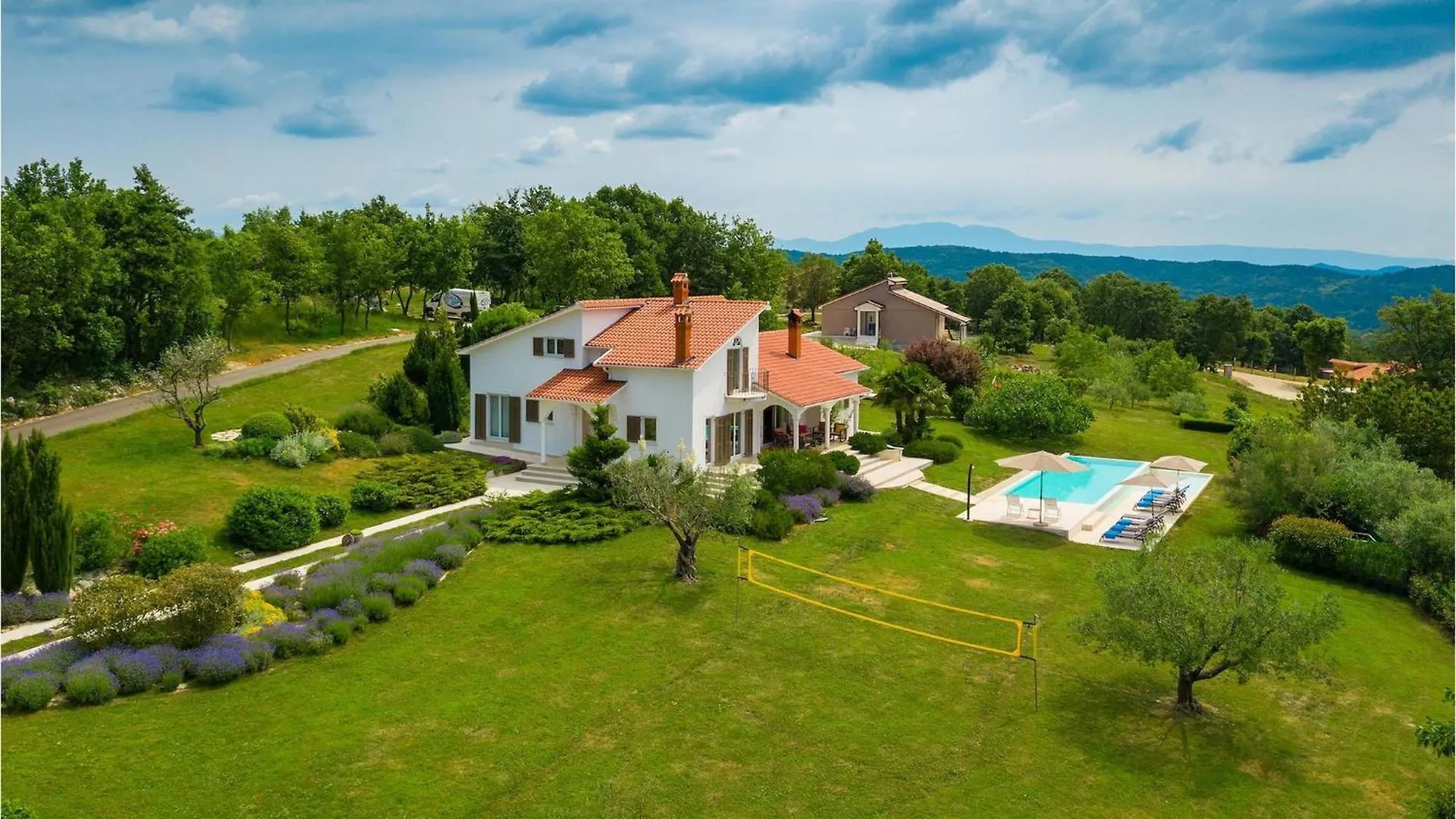בית נופש Trviz Villa Naturavita